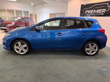 Used Toyota Auris 2013 for sale - 79357830: Photo