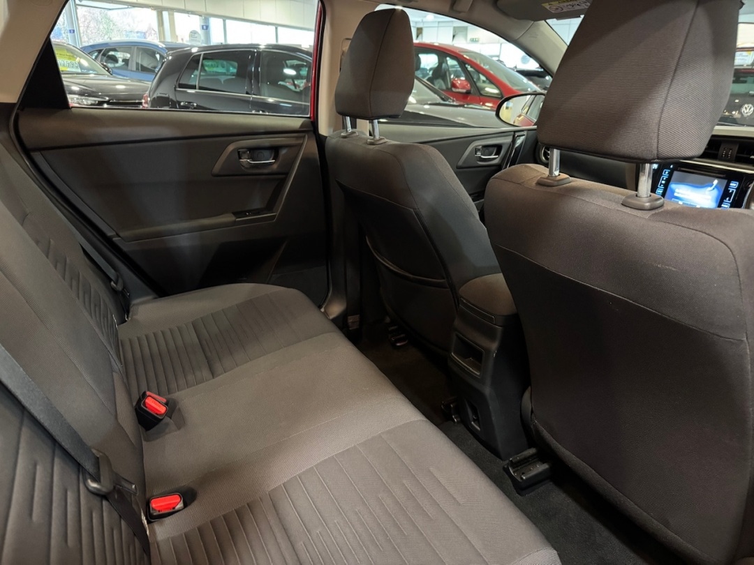 Used Toyota Auris 2016 for sale - 77517255: Photo 25