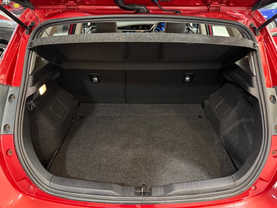 Used Toyota Auris 2016 for sale - 77517255: Photo 33