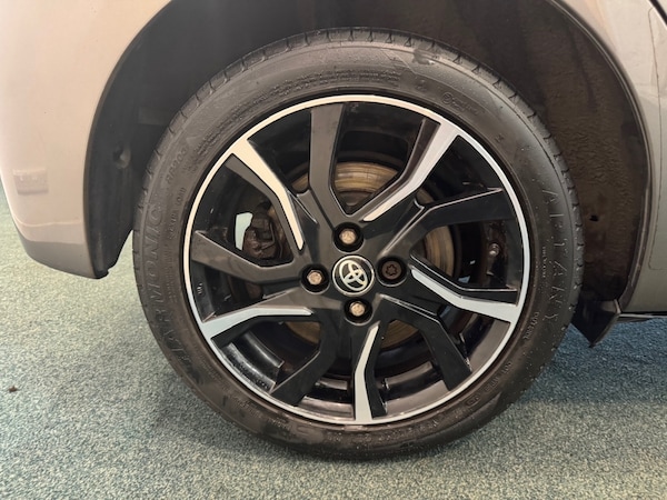 Used Toyota Yaris 2016 for sale - 76332824: Photo 14