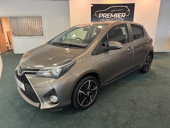 Used Toyota Yaris 2016 for sale - 76332824: Photo 2