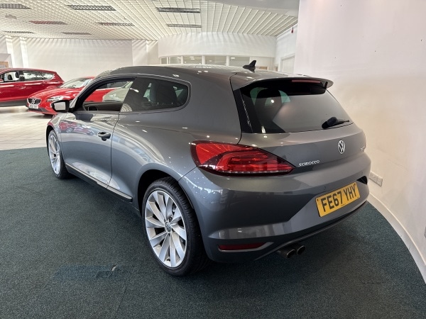 Used Volkswagen Scirocco 2017 for sale - 76097307: Photo 4