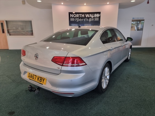 Used Volkswagen Passat 2017 for sale - 76097306: Photo 10