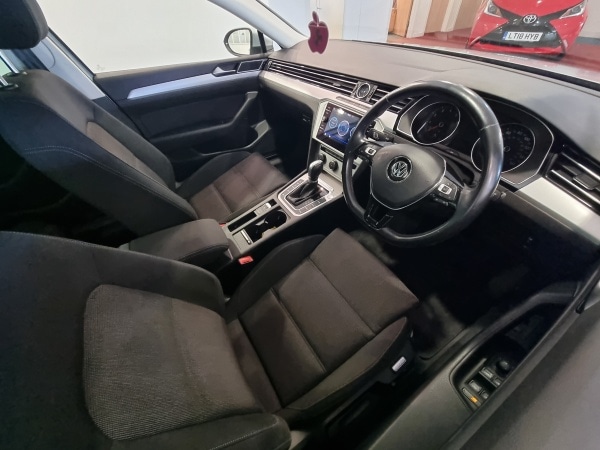 Used Volkswagen Passat 2017 for sale - 76097306: Photo 14