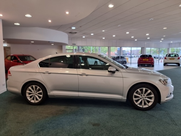 Used Volkswagen Passat 2017 for sale - 76097306: Photo 6