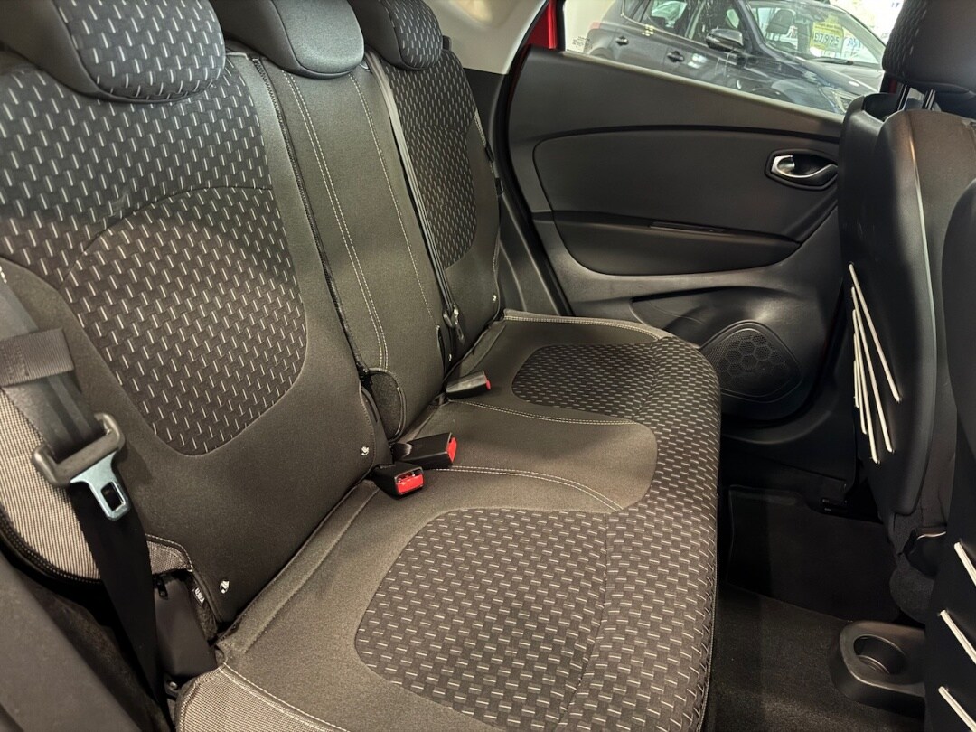 Used Renault Captur 2018 for sale - 76791633: Photo 21