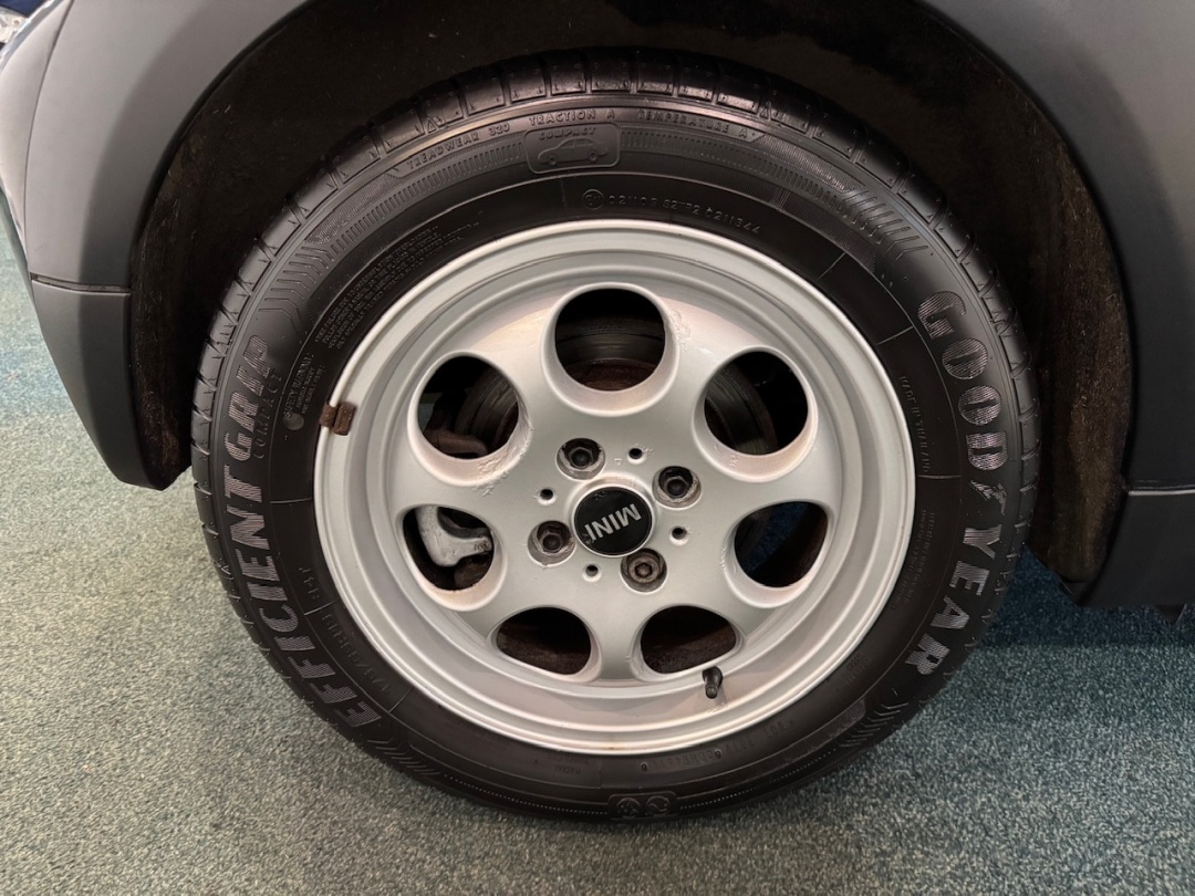 Used MINI Convertible 2012 for sale - 76791635: Photo 13