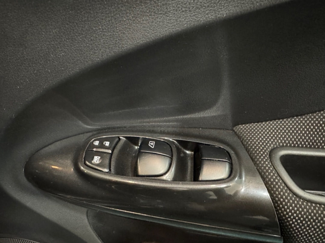 Used Nissan Juke 2017 for sale - 77159160: Photo 18