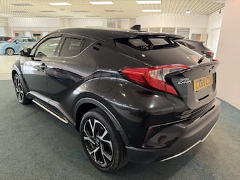 Used Toyota C-HR 2019 for sale - 79851959: Photo