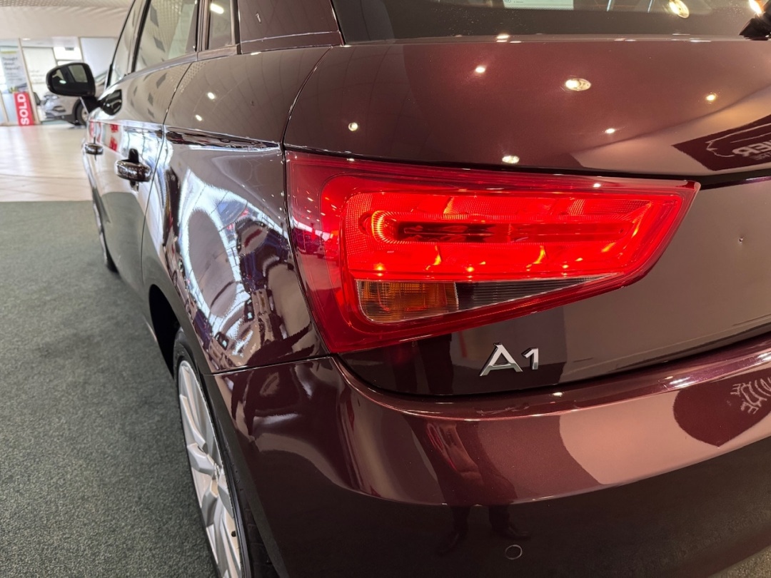 Used Audi A1 2014 for sale - 76557766: Photo 11