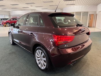 Used Audi A1 2014 for sale - 76557766: Photo