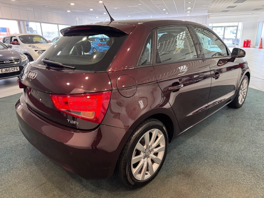Used Audi A1 2014 for sale - 76557766: Photo 6