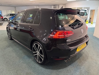 Used Volkswagen Golf 2016 for sale - 77327527: Photo