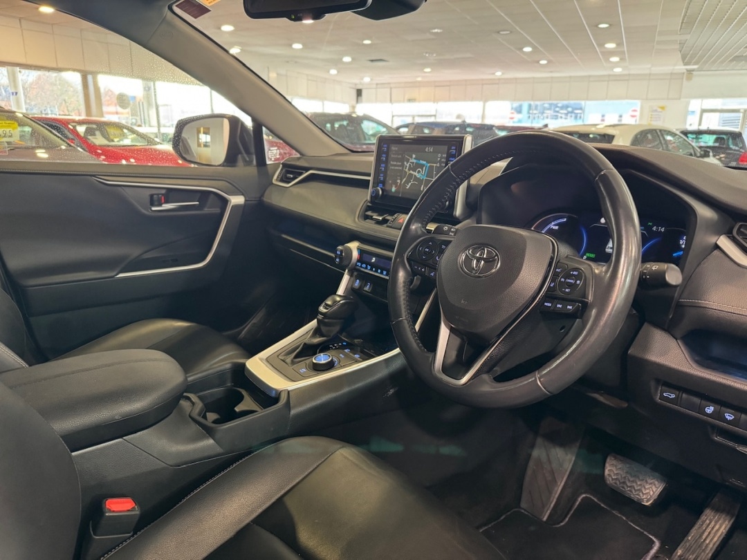 Used Toyota RAV4 2020 for sale - 77864698: Photo 17