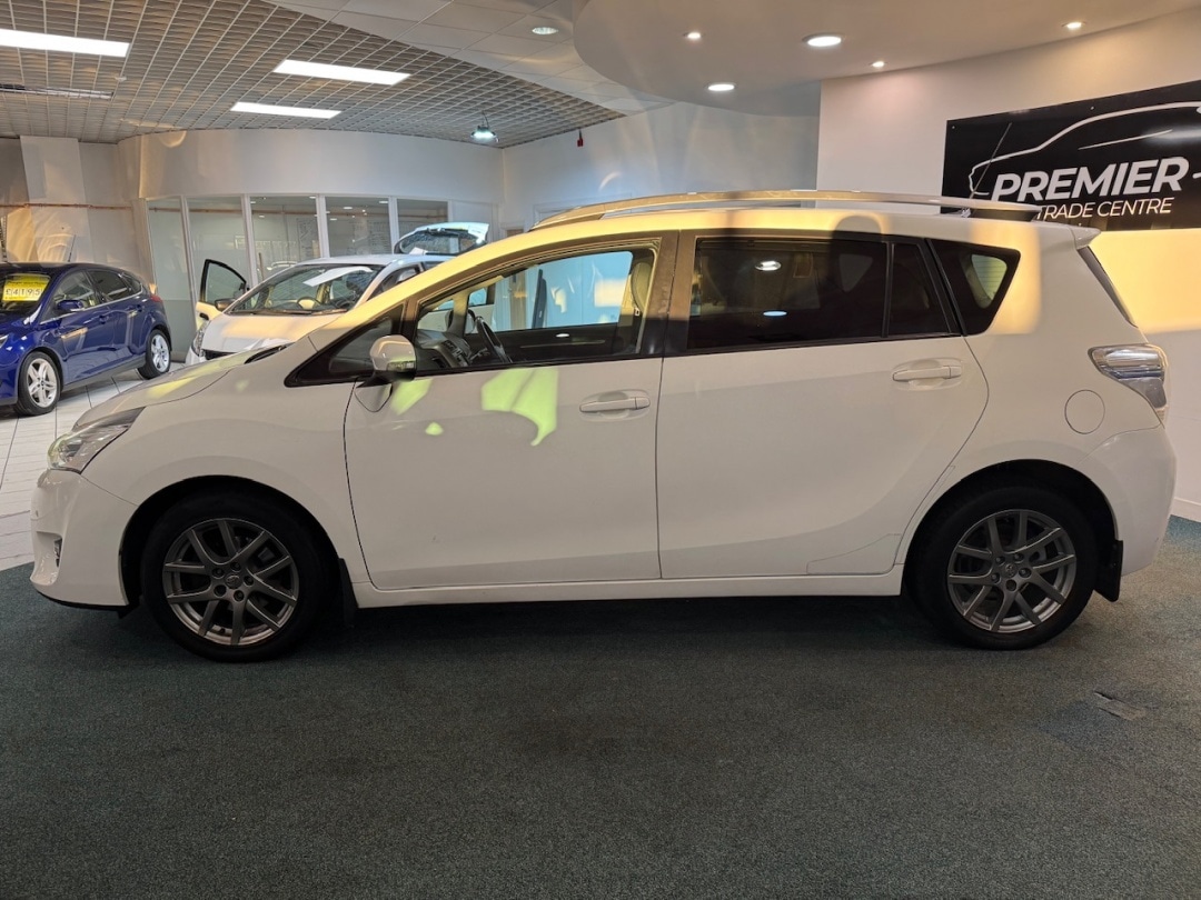 Used Toyota Verso 2013 for sale - 77445769: Photo 3