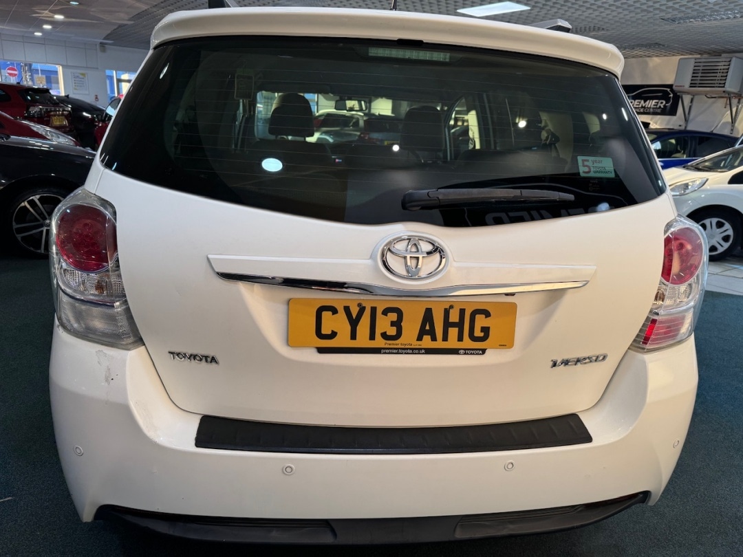 Used Toyota Verso 2013 for sale - 77445769: Photo 4