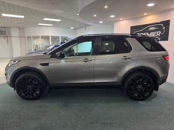 Used Land Rover Discovery Sport 2016 for sale - 77487122: Photo