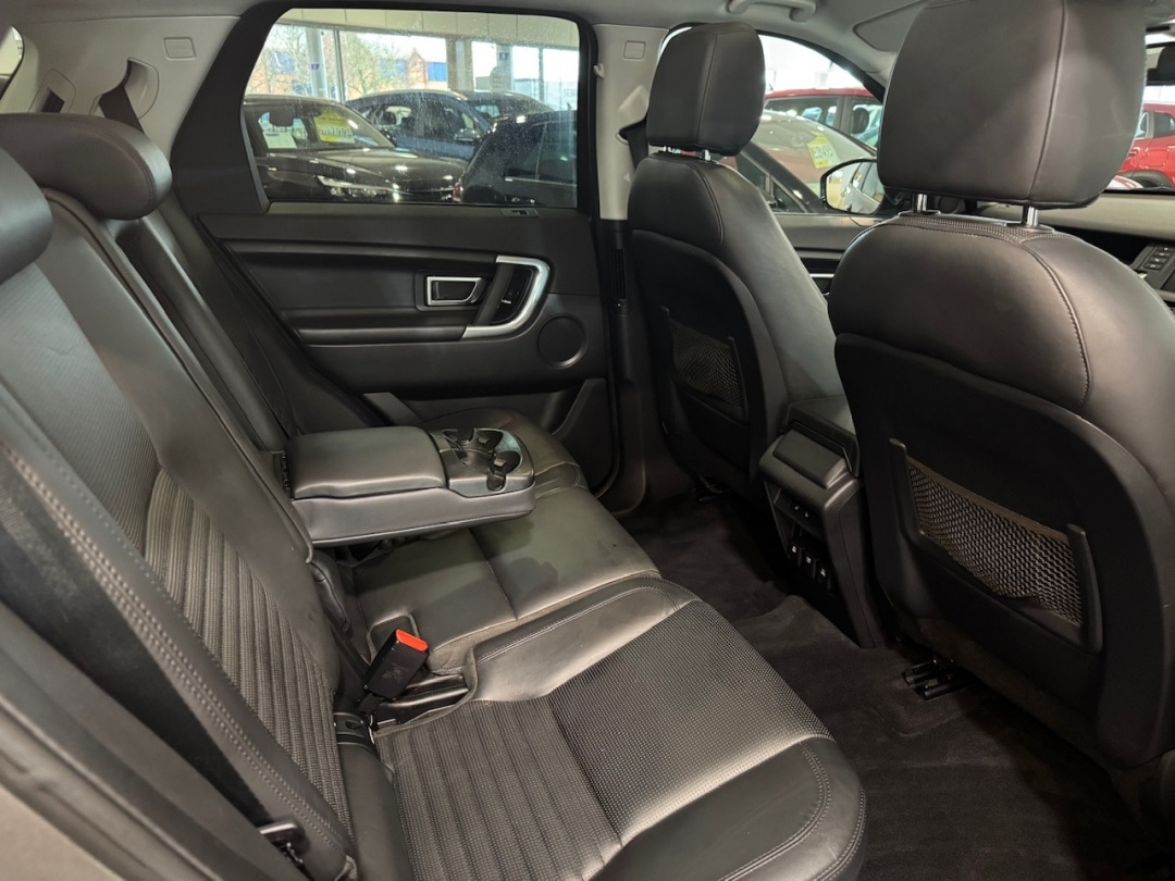 Used Land Rover Discovery Sport 2016 for sale - 77487122: Photo 32