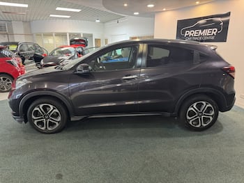 Used Honda HR-V 2018 for sale - 79641404: Photo