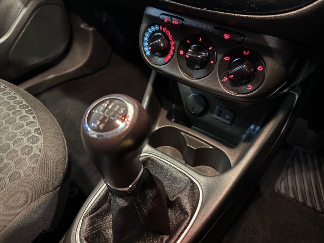 Used Vauxhall Corsa 2015 for sale - 77054981: Photo 23