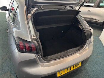 Used Peugeot 208 undefined for sale - 78329881: Photo