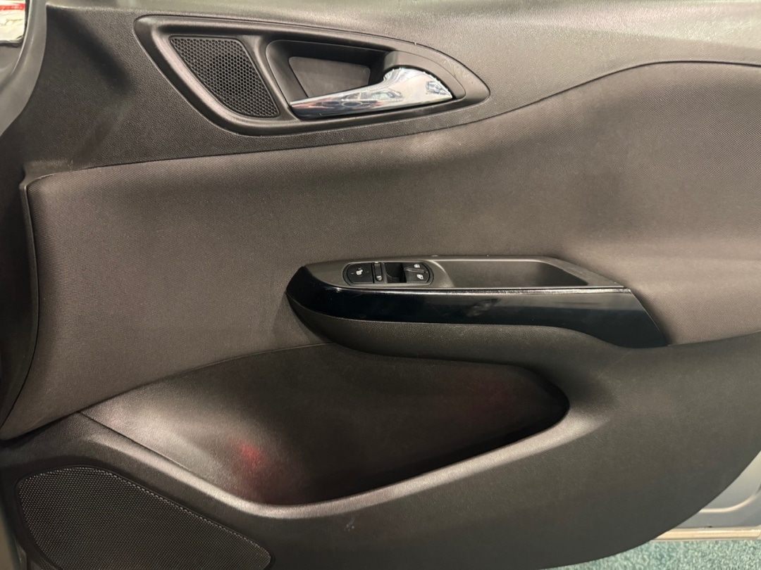 Used Vauxhall Corsa 2015 for sale - 76798552: Photo 30