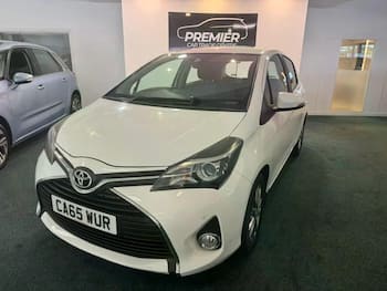 Used Toyota Yaris 2016 for sale - 79851972: Photo