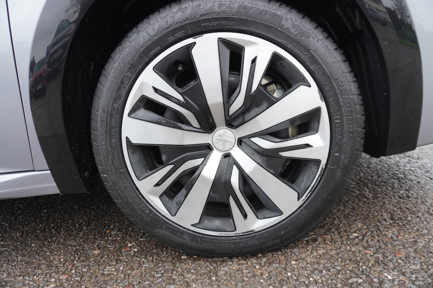 Used Peugeot 208 for sale - 77223327: Photo 14