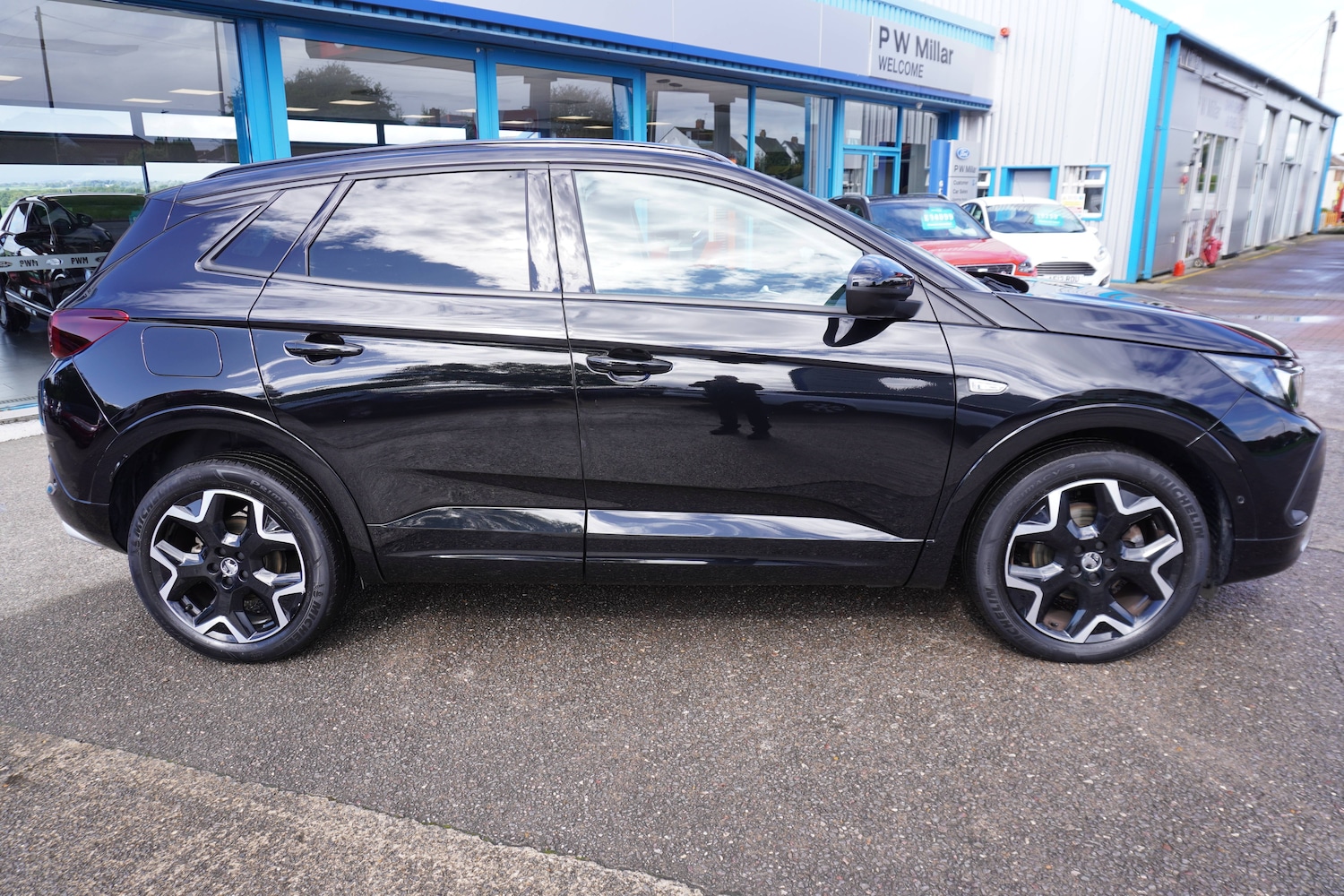 Used Vauxhall Grandland 2022 for sale - 76598665: Photo 2