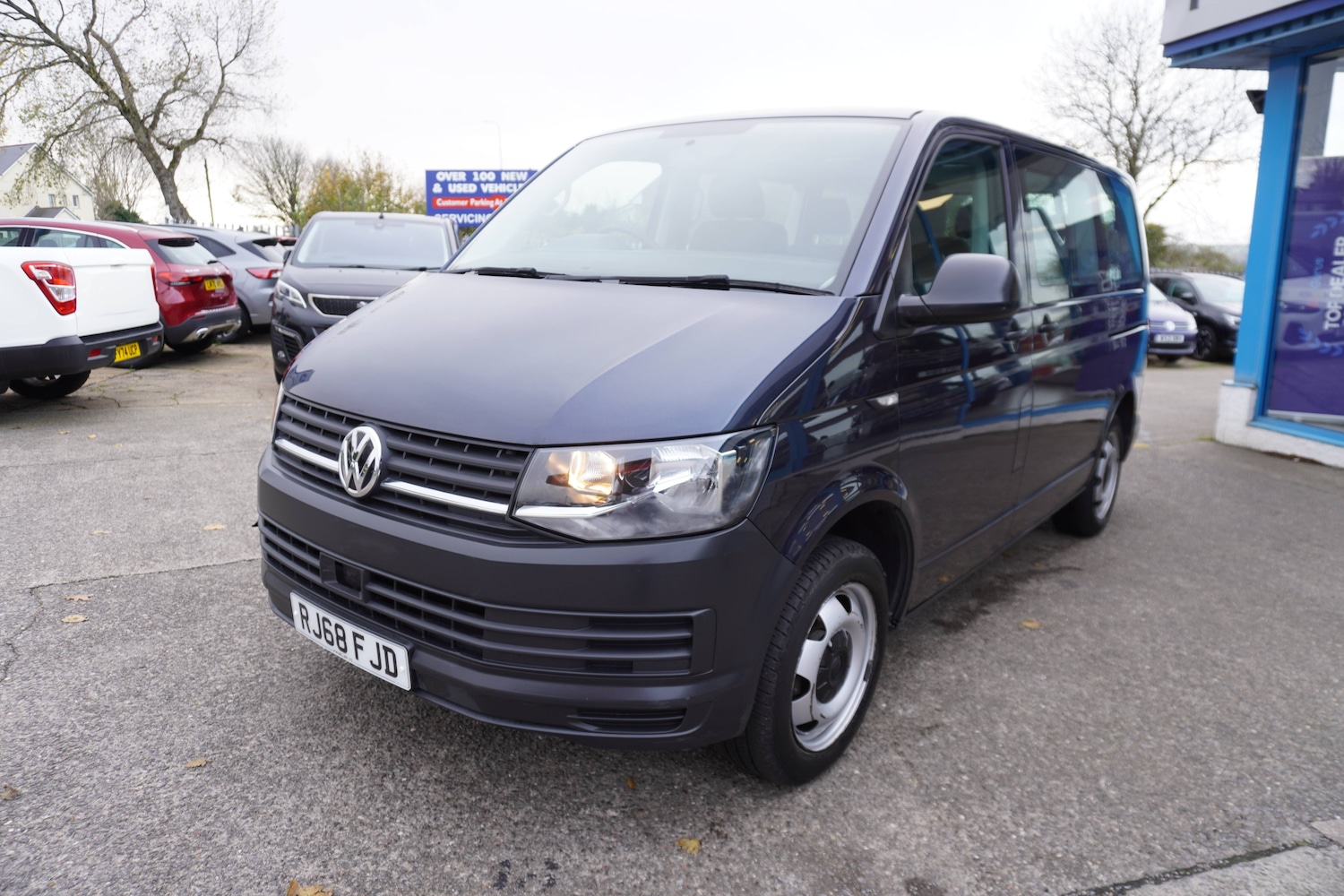 Used Volkswagen Transporter 2018 for sale - 76598621: Photo 17