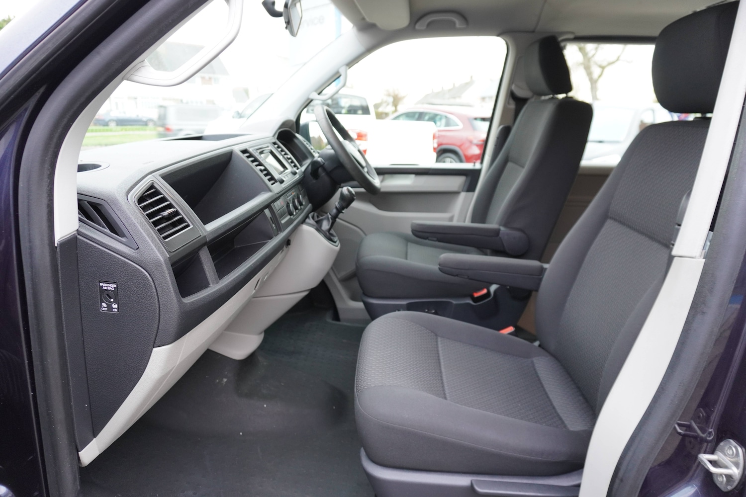 Used Volkswagen Transporter 2018 for sale - 76598621: Photo 19