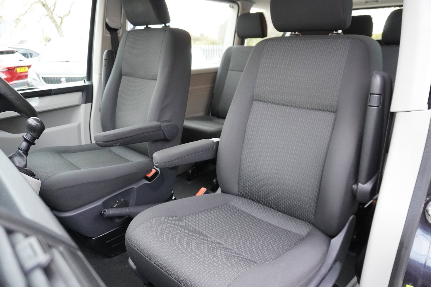 Used Volkswagen Transporter 2018 for sale - 76598621: Photo 22