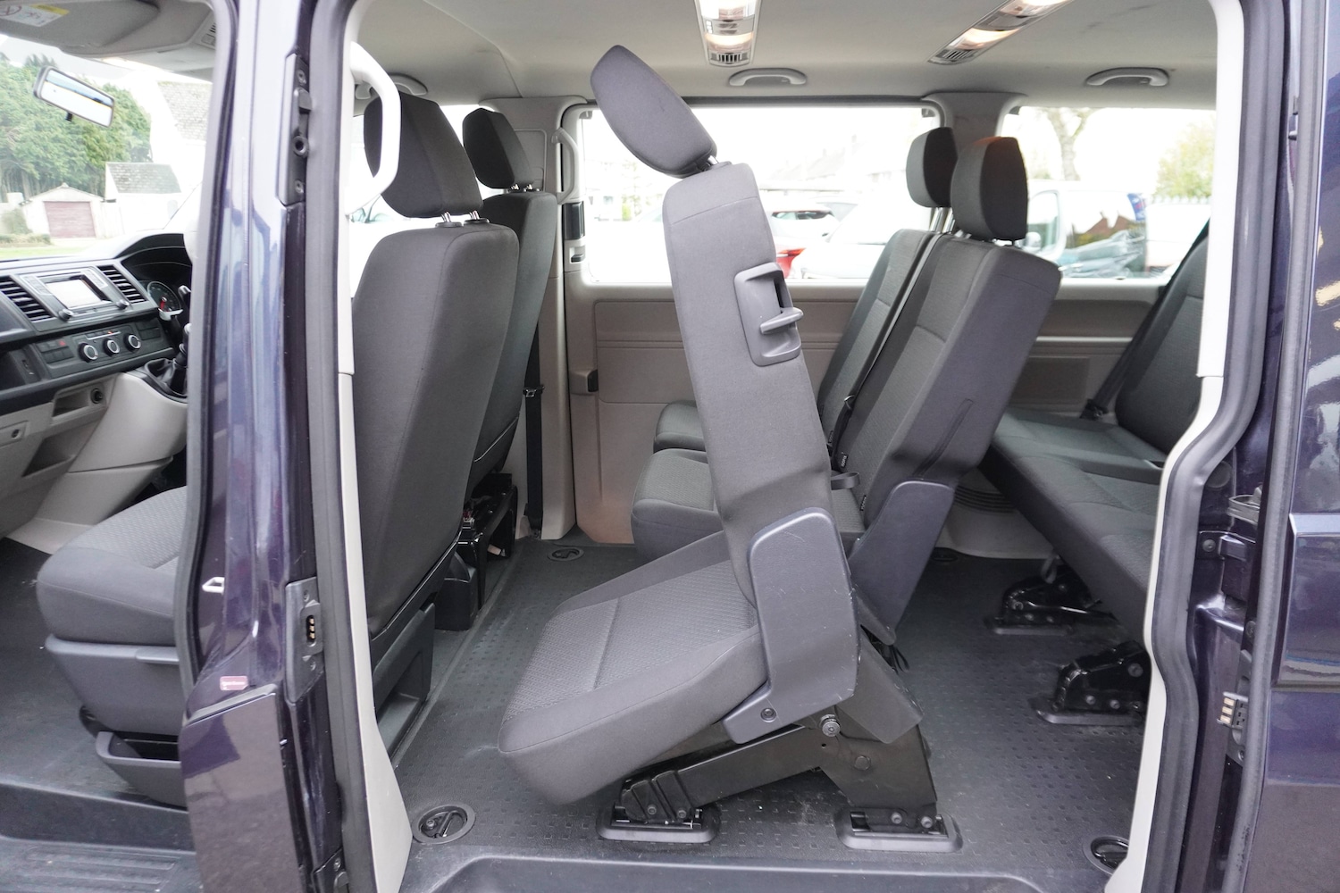 Used Volkswagen Transporter 2018 for sale - 76598621: Photo 25