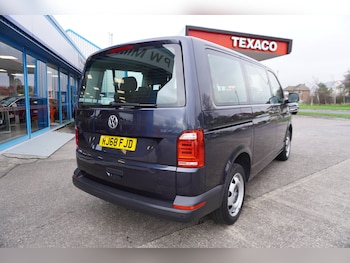 Used Volkswagen Transporter 2018 for sale - 76598621: Photo