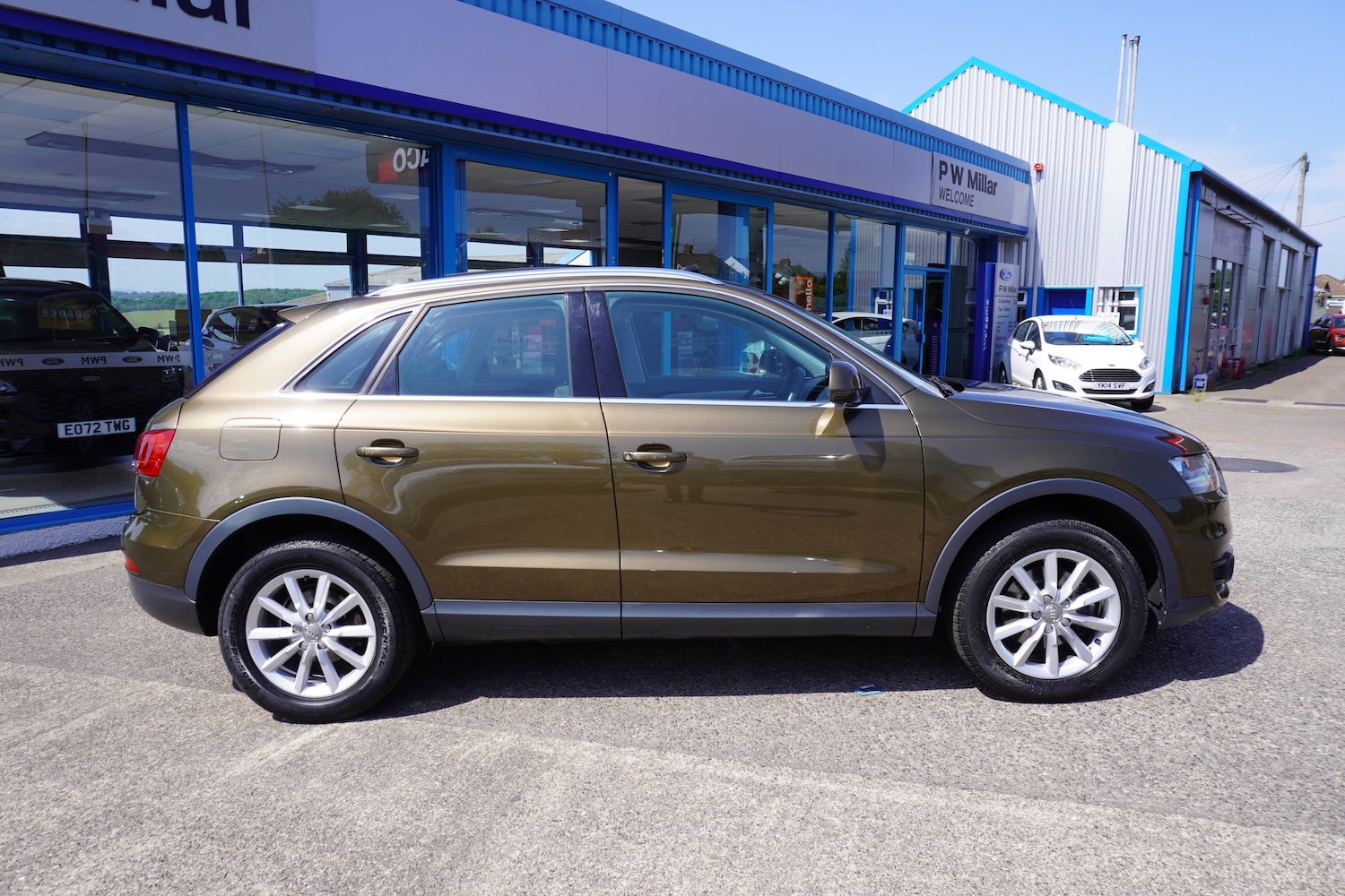 Used Audi Q3 2013 for sale - 76598676: Photo 2