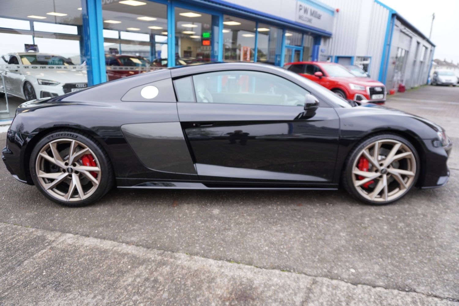 Used Audi R8 2024 for sale - 76598701: Photo 2