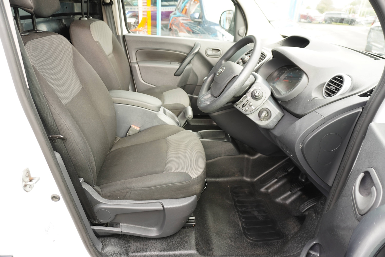 Used Nissan NV250 2021 for sale - 76598667: Photo 5