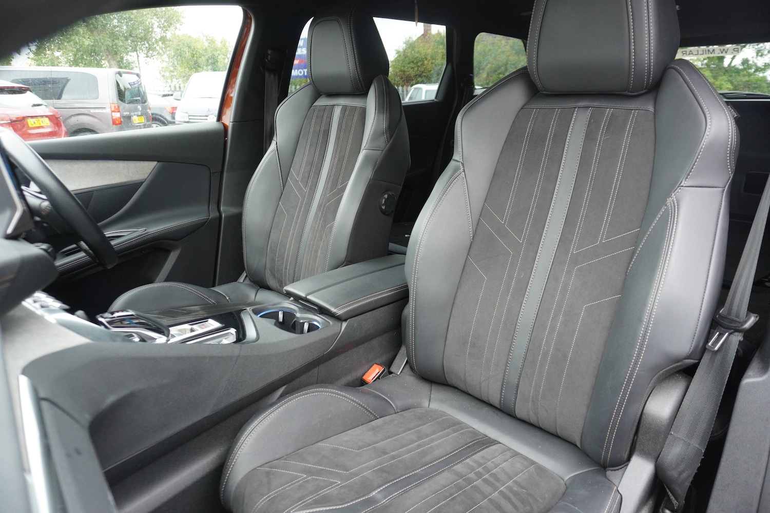 Used Peugeot 5008 2022 for sale - 76598630: Photo 24