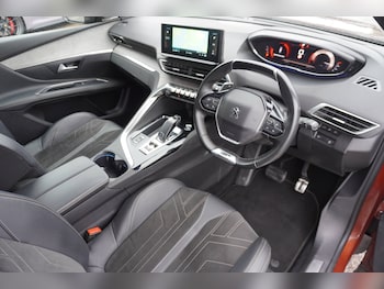 Used Peugeot 5008 2022 for sale - 76598630: Photo