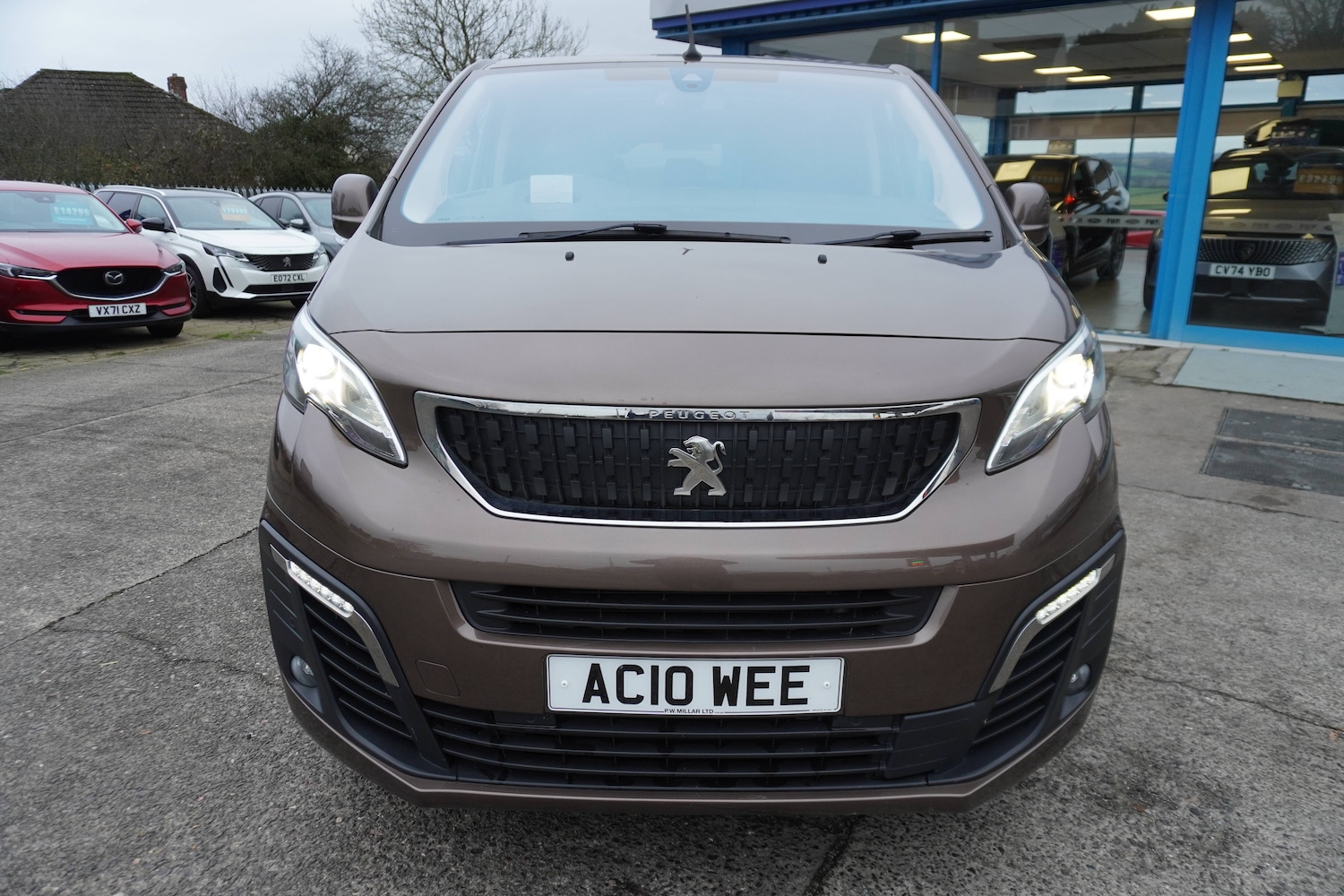 Used Peugeot Traveller 2020 for sale - 77199239: Photo 12