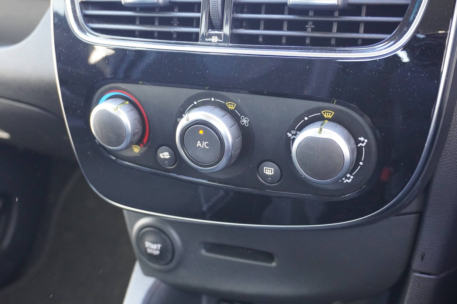 Used Renault Clio 2025 for sale - 76598695: Photo 21