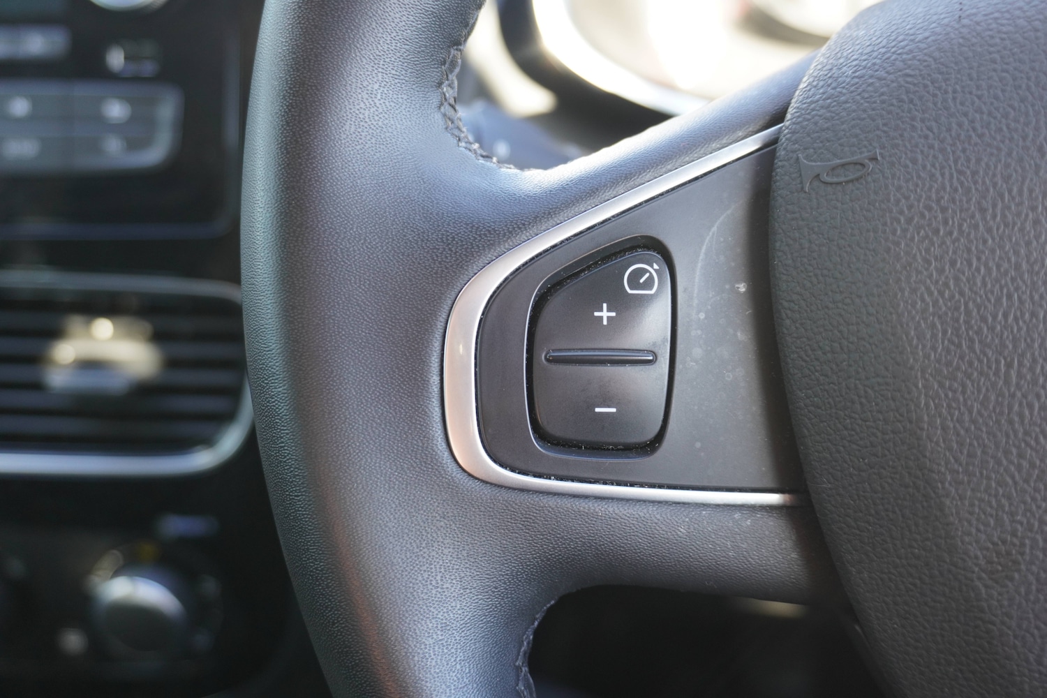 Used Renault Clio 2025 for sale - 76598695: Photo 22