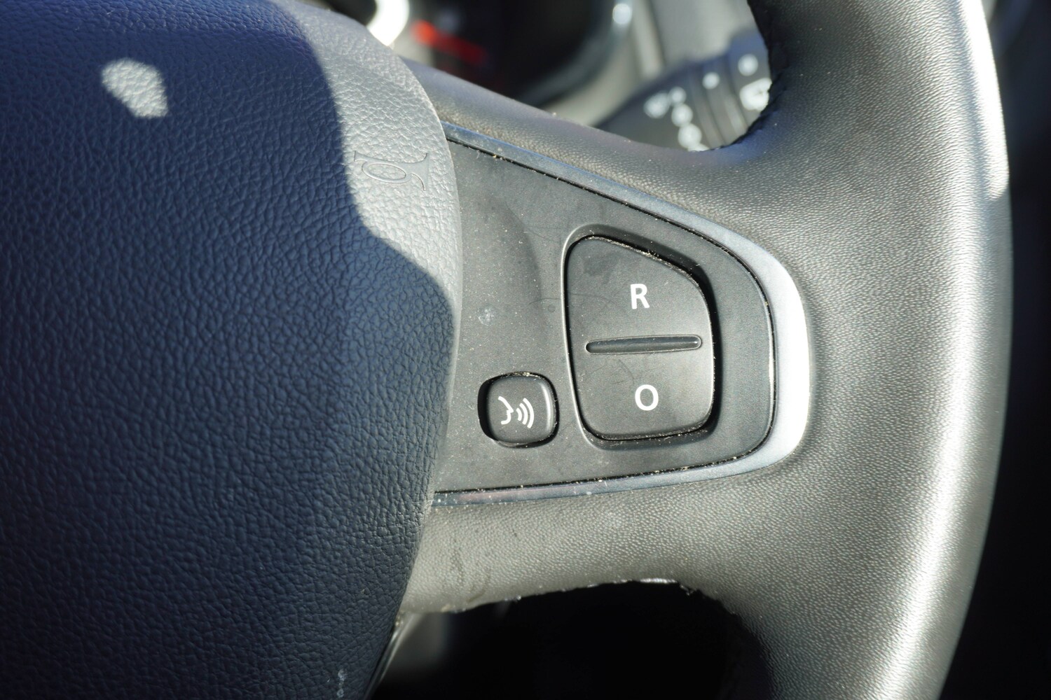 Used Renault Clio 2025 for sale - 76598695: Photo 23