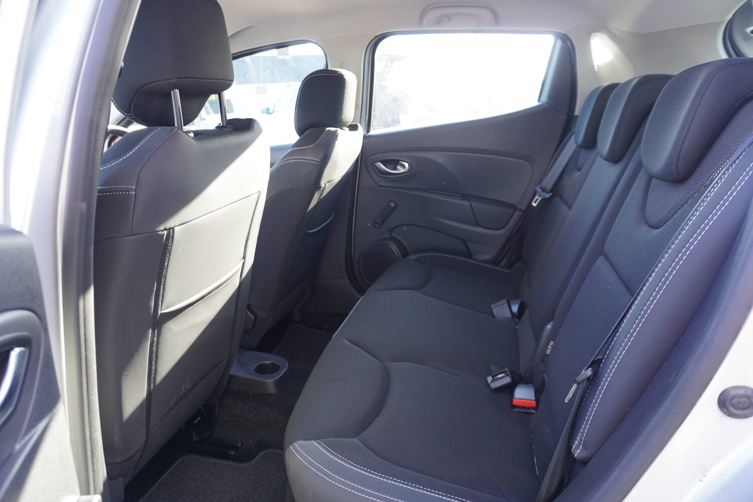 Used Renault Clio 2025 for sale - 76598695: Photo 24