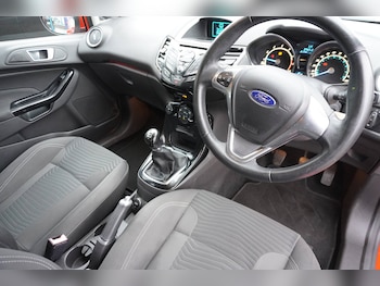 Used Ford Fiesta 2015 for sale - 77223329: Photo