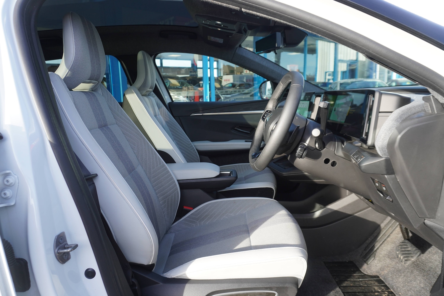 Used Renault Scenic 2024 for sale - 76598719: Photo 9