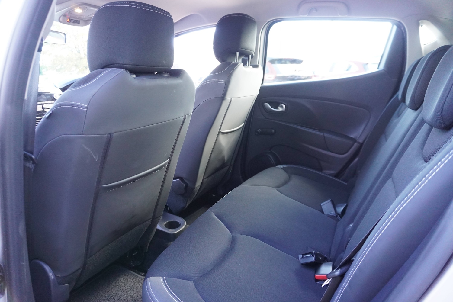 Used Renault Clio 2025 for sale - 76598717: Photo 9