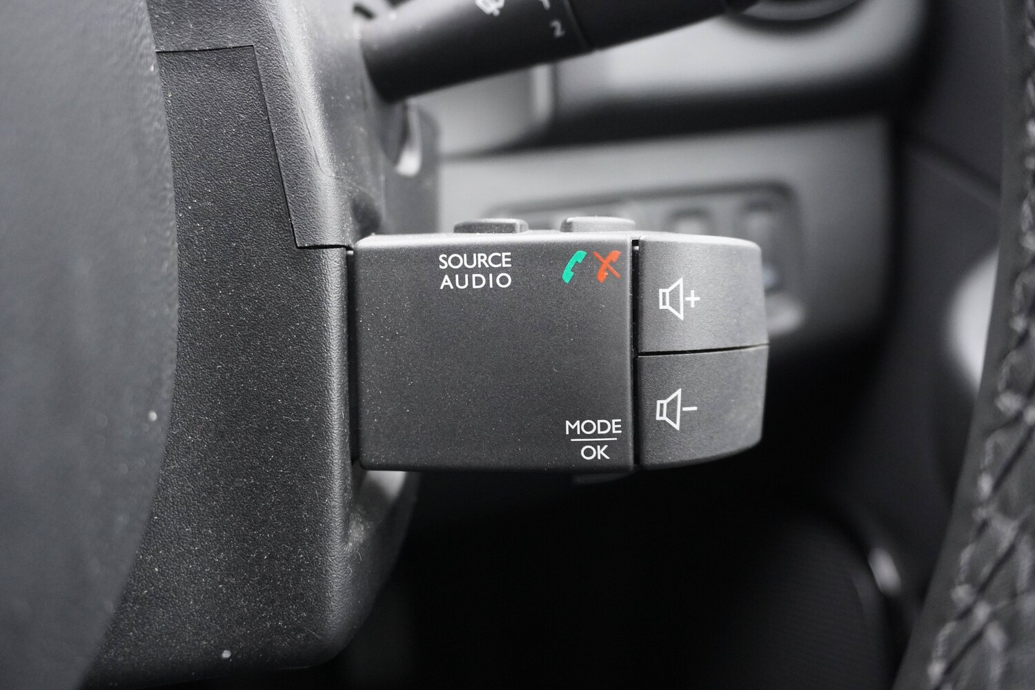 Used Renault Clio for sale - 76598673: Photo 22