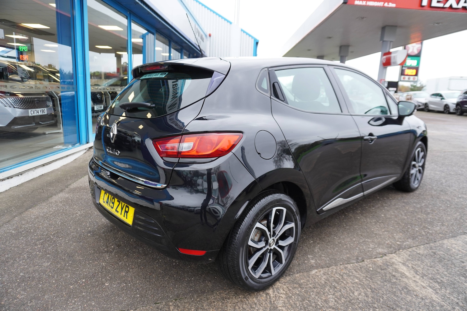 Used Renault Clio for sale - 76598673: Photo 3