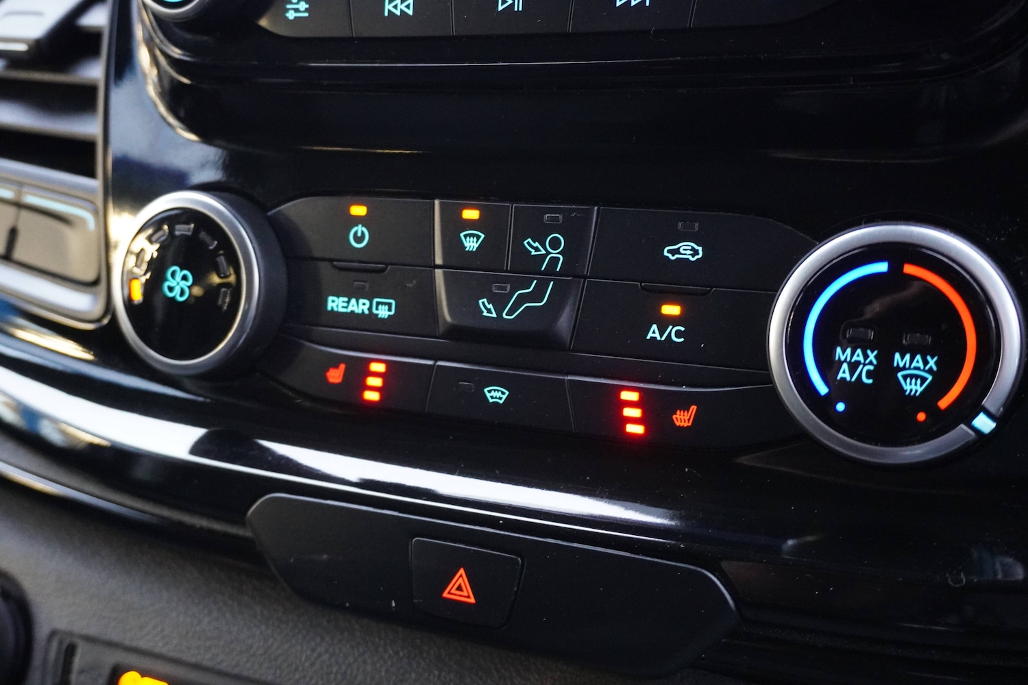 Used Ford Tourneo Custom 2022 for sale - 76598612: Photo 25